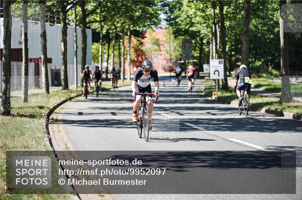 09.08.2026 - GEWOBA Citytriathlon Bremen Michael Burmester http://msf.ph/oto/9952097 09.08.2026 14:25:17 Radfahren 181, 187, 359, 491, 492, 518, 524 meine-sportfotos.de