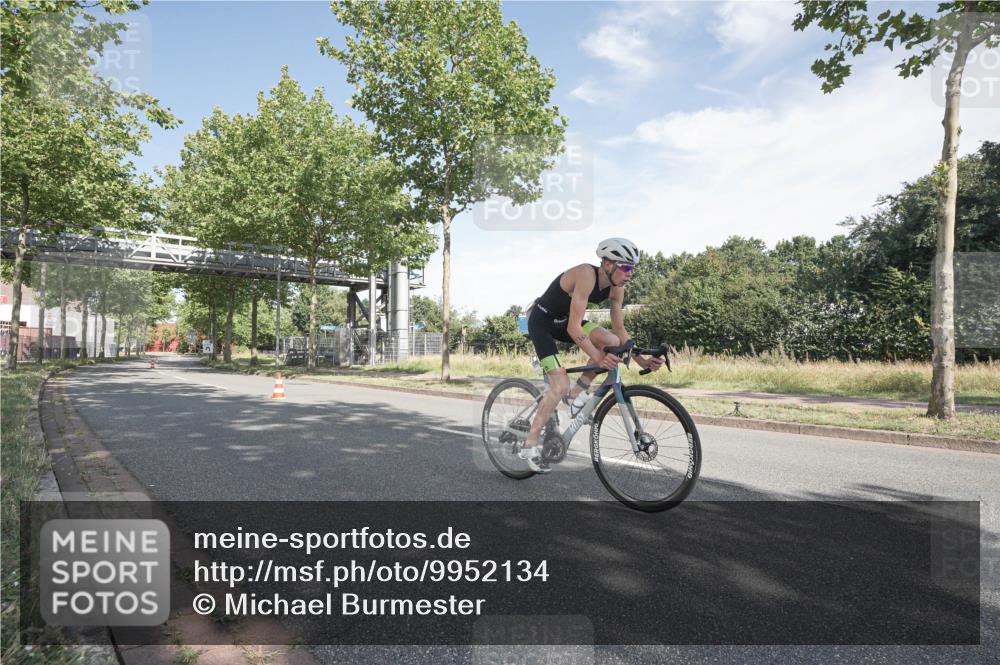 09.08.2026 - GEWOBA Citytriathlon Bremen Michael Burmester http://msf.ph/oto/9952134 09.08.2026 10:17:07 Radfahren 365 meine-sportfotos.de