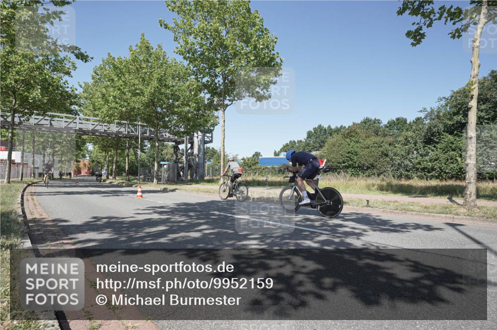09.08.2026 - GEWOBA Citytriathlon Bremen Michael Burmester http://msf.ph/oto/9952159 09.08.2026 13:18:45 Radfahren 800, 956, 1104, 1115, 1159 meine-sportfotos.de