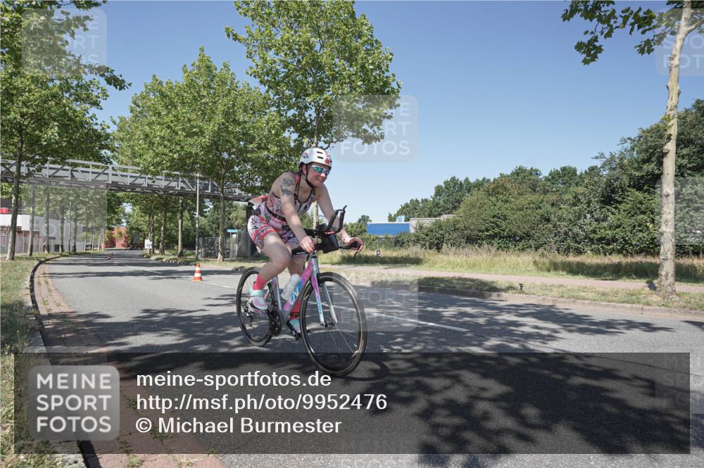 09.08.2026 - GEWOBA Citytriathlon Bremen Michael Burmester http://msf.ph/oto/9952476 09.08.2026 13:30:00 Radfahren 904, 946 meine-sportfotos.de