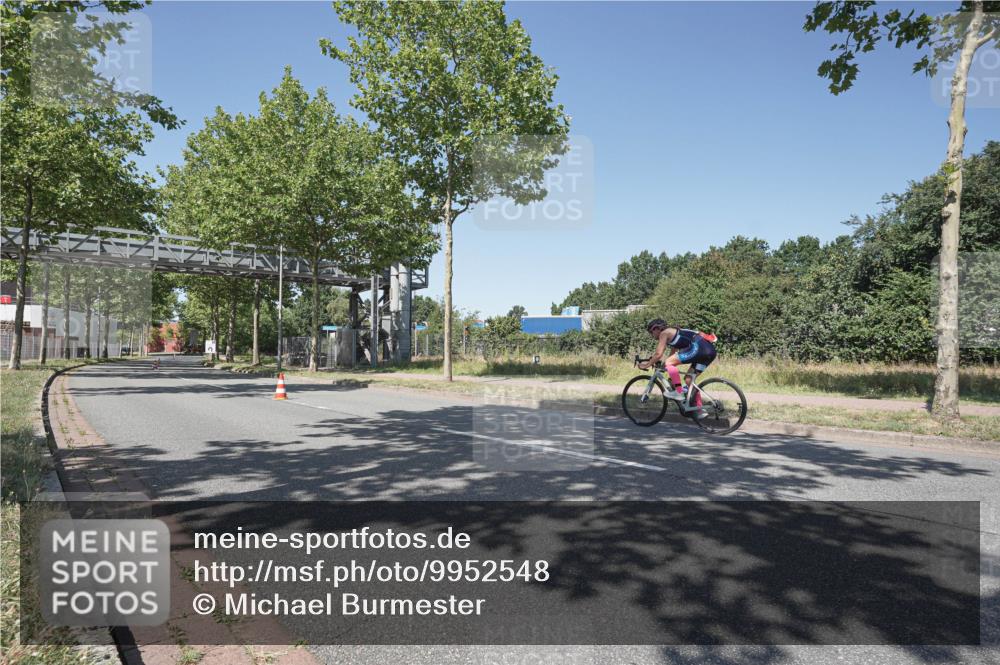 09.08.2026 - GEWOBA Citytriathlon Bremen Michael Burmester http://msf.ph/oto/9952548 09.08.2026 13:35:03 Radfahren  meine-sportfotos.de