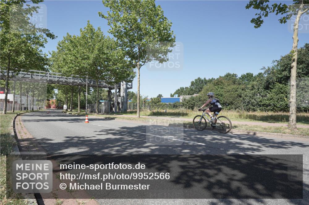 09.08.2026 - GEWOBA Citytriathlon Bremen Michael Burmester http://msf.ph/oto/9952566 09.08.2026 13:39:34 Radfahren  meine-sportfotos.de