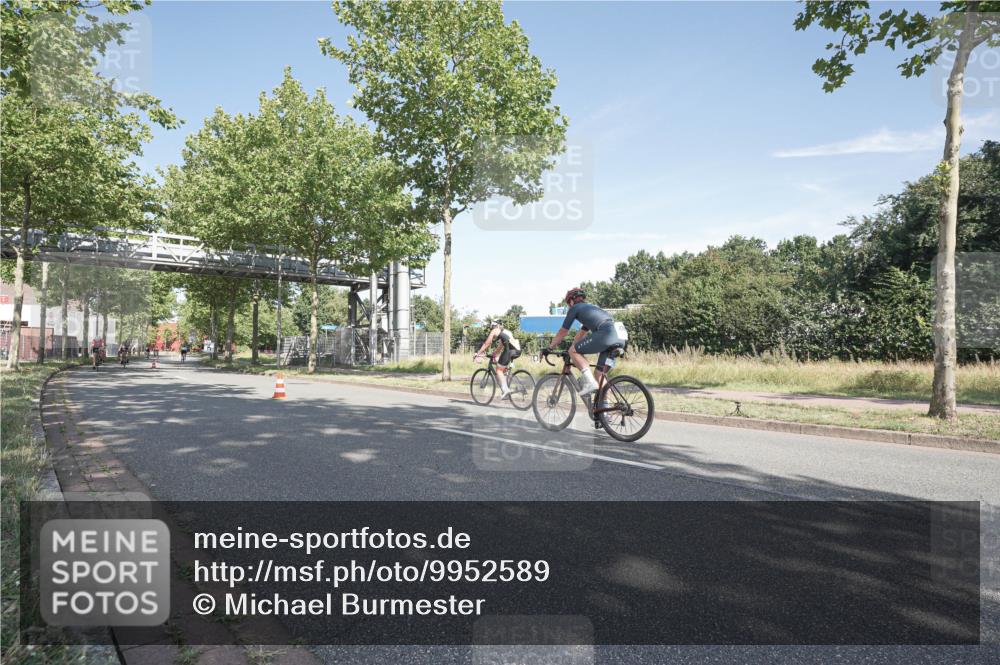 09.08.2026 - GEWOBA Citytriathlon Bremen Michael Burmester http://msf.ph/oto/9952589 09.08.2026 10:31:34 Radfahren 125, 288, 304, 365, 397, 405, 430, 454, 458, 472 meine-sportfotos.de