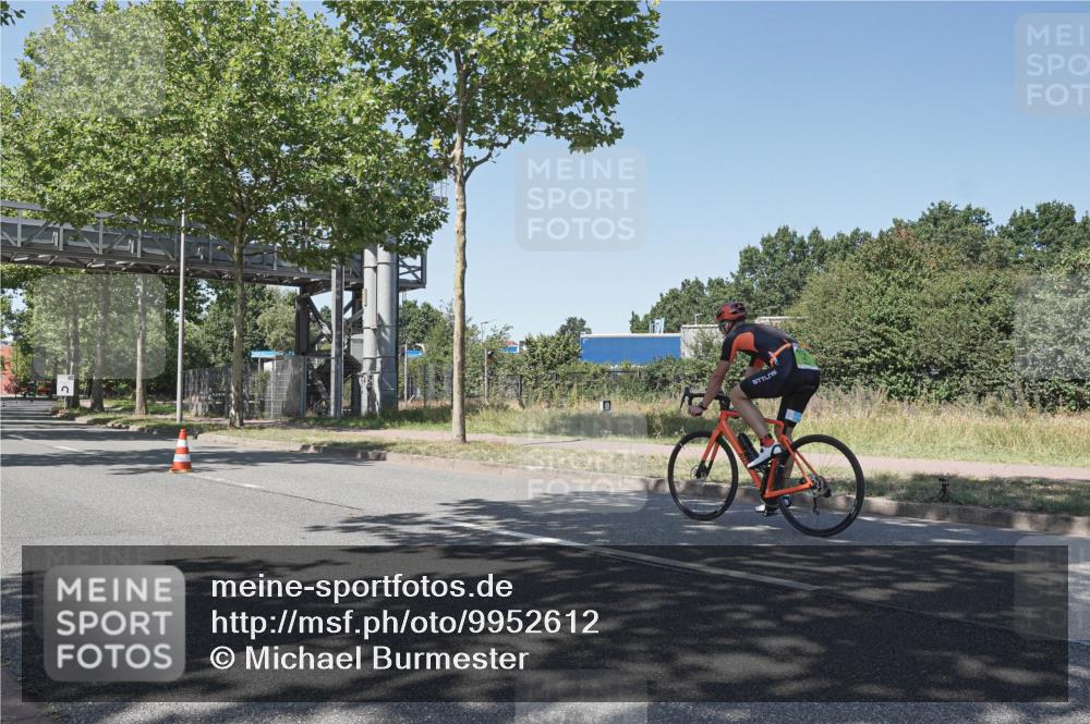 09.08.2026 - GEWOBA Citytriathlon Bremen Michael Burmester http://msf.ph/oto/9952612 09.08.2026 14:07:04 Radfahren 188 meine-sportfotos.de