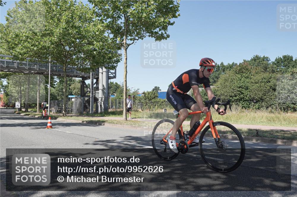 09.08.2026 - GEWOBA Citytriathlon Bremen Michael Burmester http://msf.ph/oto/9952626 09.08.2026 14:07:46 Radfahren 112, 120, 160 meine-sportfotos.de