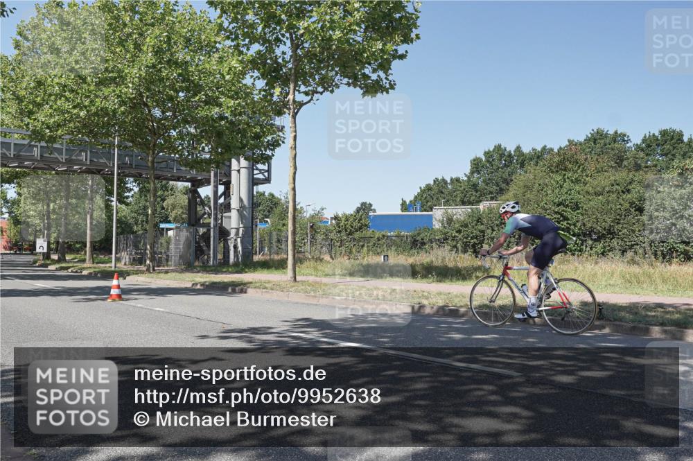 09.08.2026 - GEWOBA Citytriathlon Bremen Michael Burmester http://msf.ph/oto/9952638 09.08.2026 14:08:21 Radfahren 1, 51 meine-sportfotos.de
