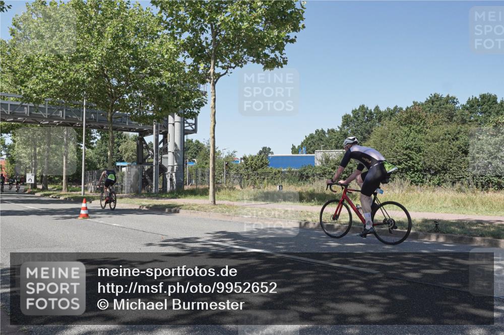 09.08.2026 - GEWOBA Citytriathlon Bremen Michael Burmester http://msf.ph/oto/9952652 09.08.2026 14:08:37 Radfahren 176 meine-sportfotos.de