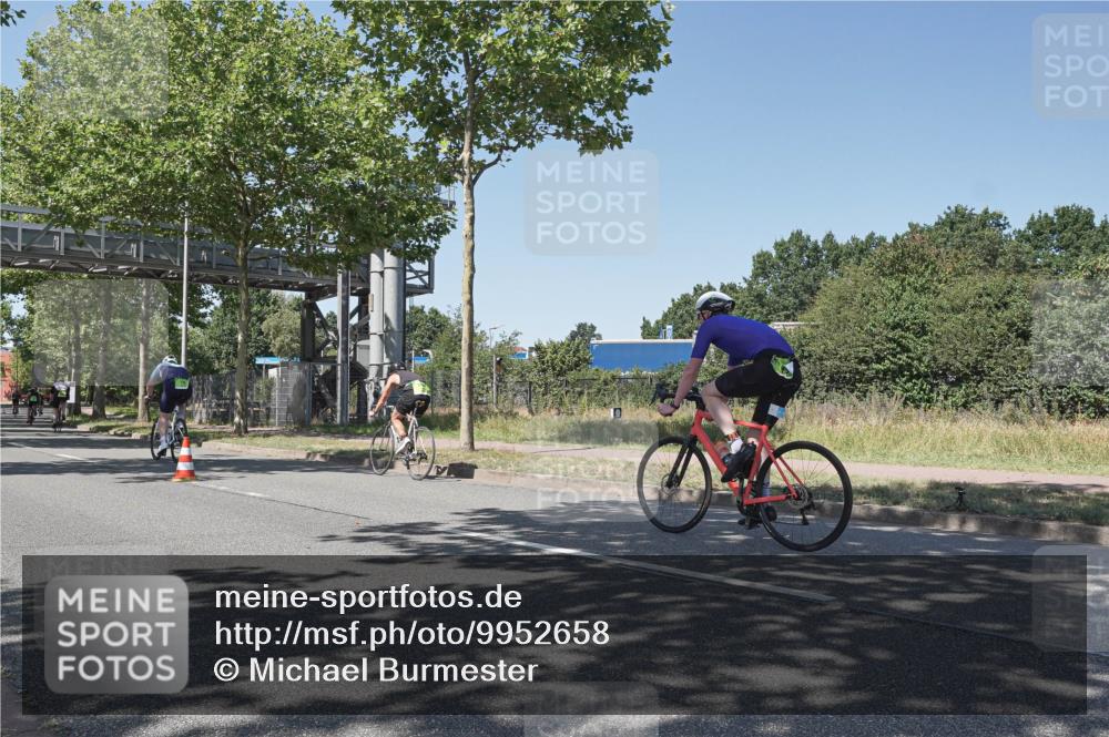 09.08.2026 - GEWOBA Citytriathlon Bremen Michael Burmester http://msf.ph/oto/9952658 09.08.2026 14:08:40 Radfahren 176 meine-sportfotos.de