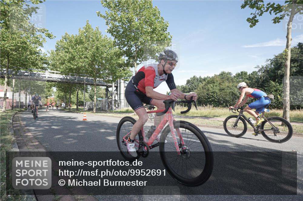 09.08.2026 - GEWOBA Citytriathlon Bremen Michael Burmester http://msf.ph/oto/9952691 09.08.2026 10:32:43 Radfahren 7, 39, 131, 303, 305, 324, 330, 374, 385, 452, 508, 515 meine-sportfotos.de