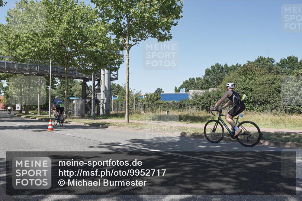 09.08.2026 - GEWOBA Citytriathlon Bremen Michael Burmester http://msf.ph/oto/9952717 09.08.2026 14:09:48 Radfahren  meine-sportfotos.de
