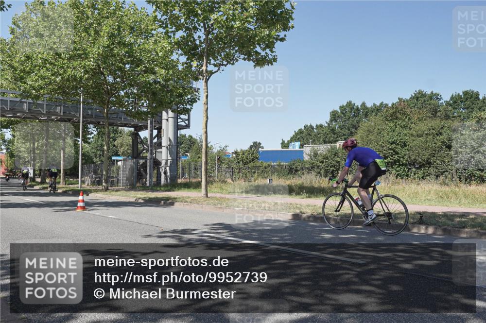09.08.2026 - GEWOBA Citytriathlon Bremen Michael Burmester http://msf.ph/oto/9952739 09.08.2026 14:10:22 Radfahren 46, 81, 100, 161 meine-sportfotos.de