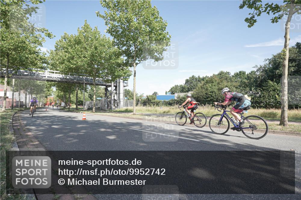 09.08.2026 - GEWOBA Citytriathlon Bremen Michael Burmester http://msf.ph/oto/9952742 09.08.2026 10:33:11 Radfahren 1, 63, 83, 103, 173, 302, 413, 419, 453, 457, 483, 486, 493 meine-sportfotos.de