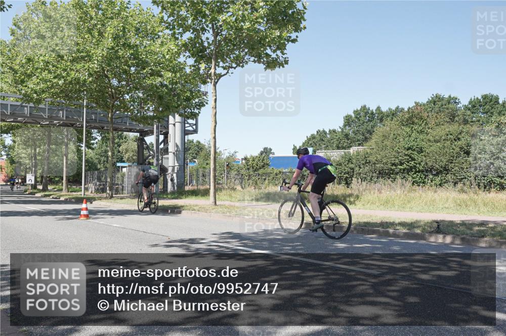 09.08.2026 - GEWOBA Citytriathlon Bremen Michael Burmester http://msf.ph/oto/9952747 09.08.2026 14:10:28 Radfahren 46, 73, 81, 100, 123, 161, 162 meine-sportfotos.de