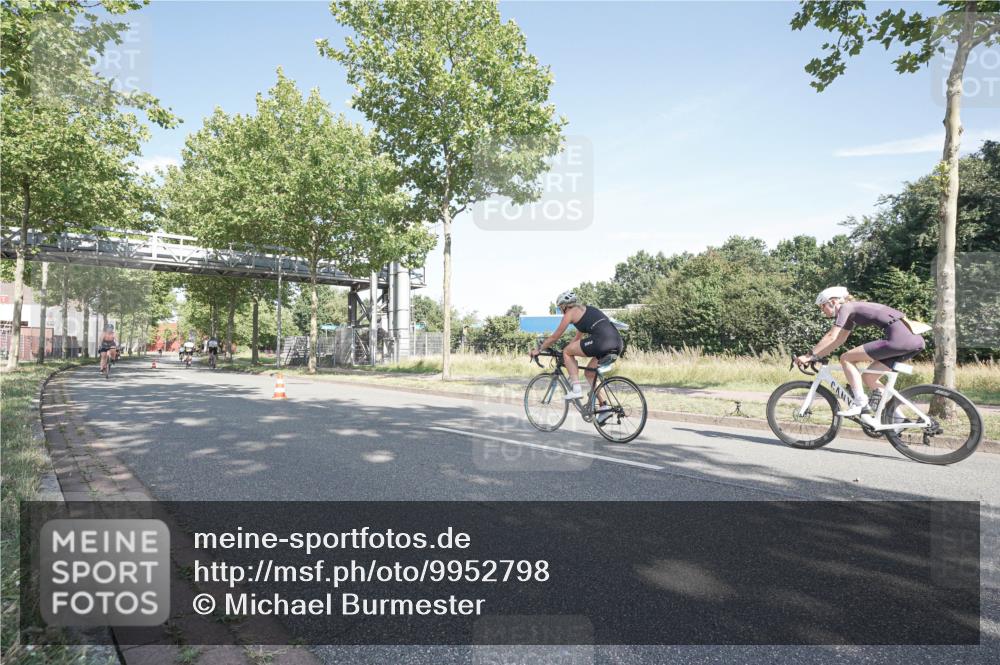 09.08.2026 - GEWOBA Citytriathlon Bremen Michael Burmester http://msf.ph/oto/9952798 09.08.2026 10:34:02 Radfahren 292, 306, 448, 474, 490, 522, 531 meine-sportfotos.de