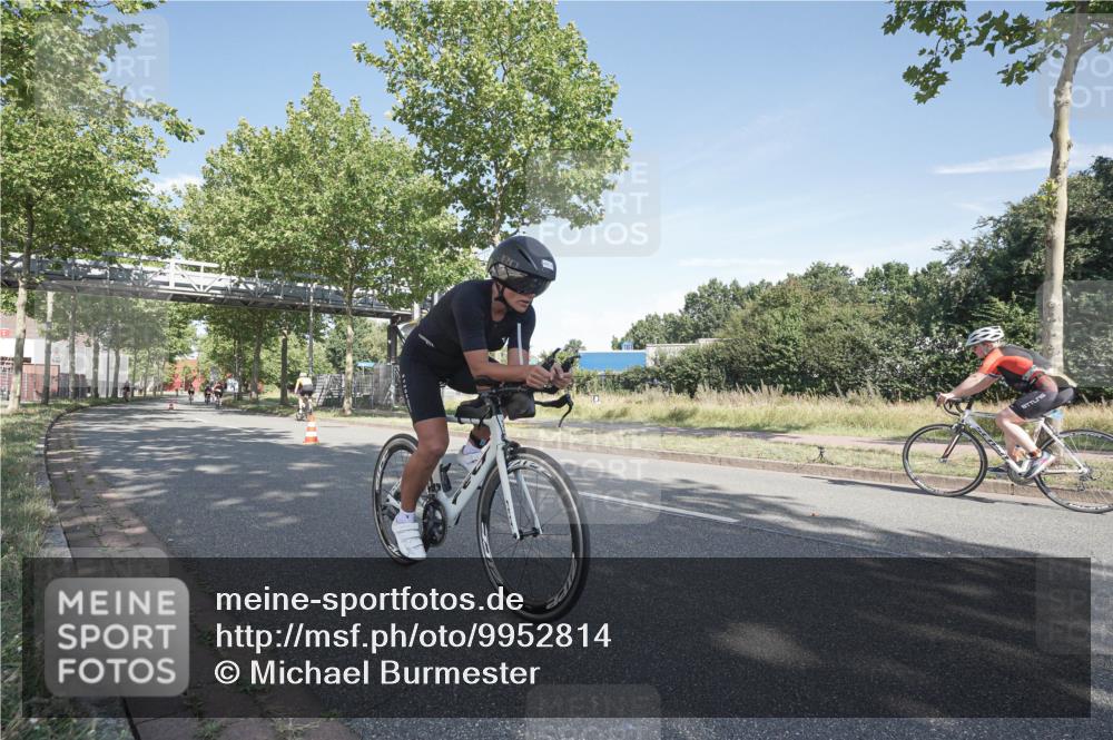 09.08.2026 - GEWOBA Citytriathlon Bremen Michael Burmester http://msf.ph/oto/9952814 09.08.2026 10:34:14 Radfahren 292, 306, 477, 495 meine-sportfotos.de