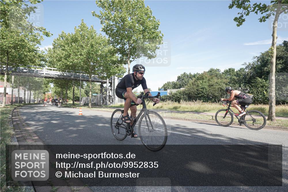 09.08.2026 - GEWOBA Citytriathlon Bremen Michael Burmester http://msf.ph/oto/9952835 09.08.2026 10:34:30 Radfahren 47, 386 meine-sportfotos.de