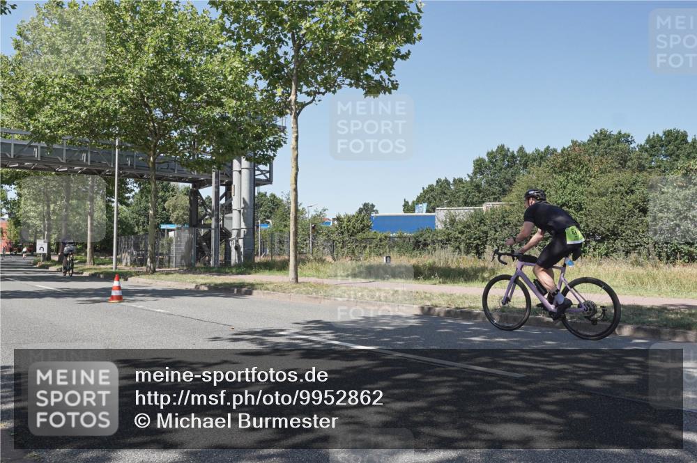 09.08.2026 - GEWOBA Citytriathlon Bremen Michael Burmester http://msf.ph/oto/9952862 09.08.2026 14:11:58 Radfahren 44, 151, 350 meine-sportfotos.de