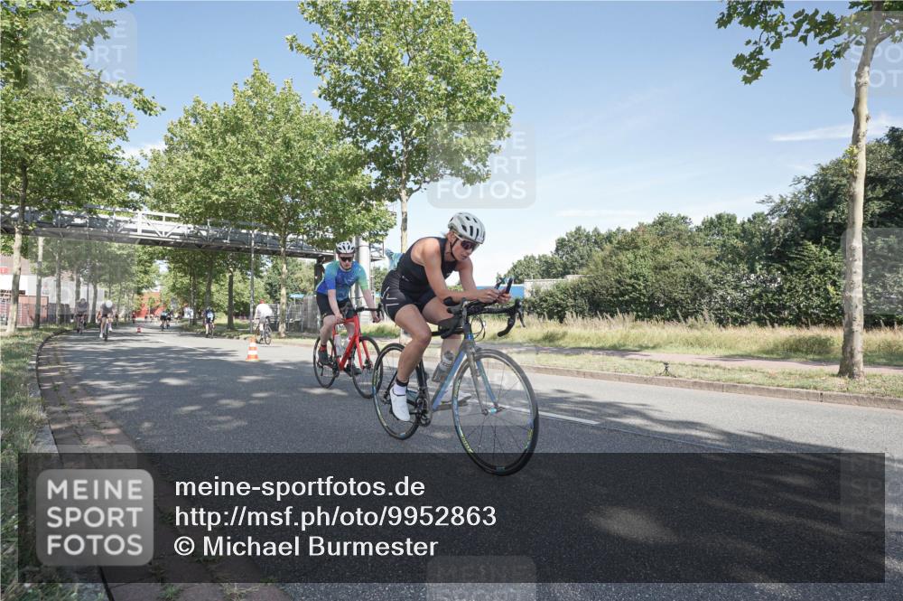 09.08.2026 - GEWOBA Citytriathlon Bremen Michael Burmester http://msf.ph/oto/9952863 09.08.2026 10:34:49 Radfahren 95, 99, 137, 193, 207, 209, 367, 399, 439, 461, 501, 521 meine-sportfotos.de