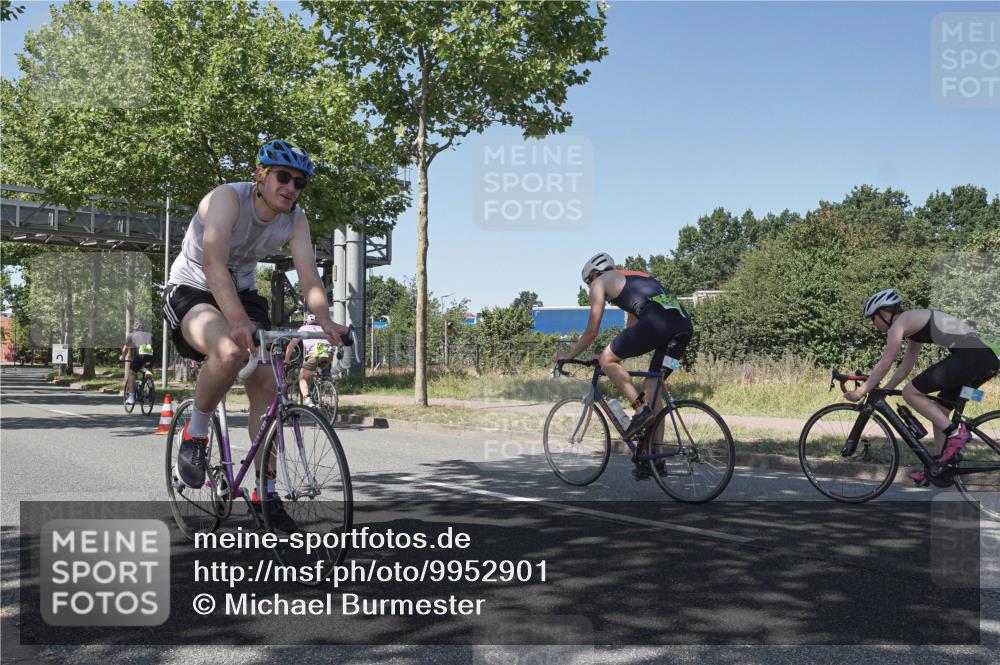09.08.2026 - GEWOBA Citytriathlon Bremen Michael Burmester http://msf.ph/oto/9952901 09.08.2026 14:12:39 Radfahren 22, 45, 134, 159 meine-sportfotos.de