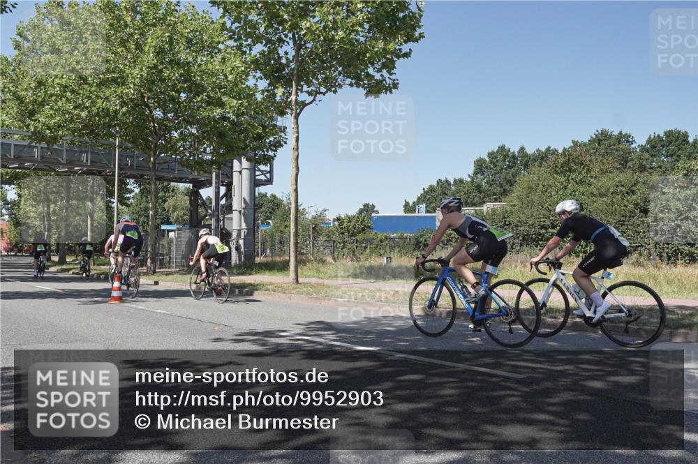 09.08.2026 - GEWOBA Citytriathlon Bremen Michael Burmester http://msf.ph/oto/9952903 09.08.2026 14:12:40 Radfahren 22, 45, 134, 159 meine-sportfotos.de