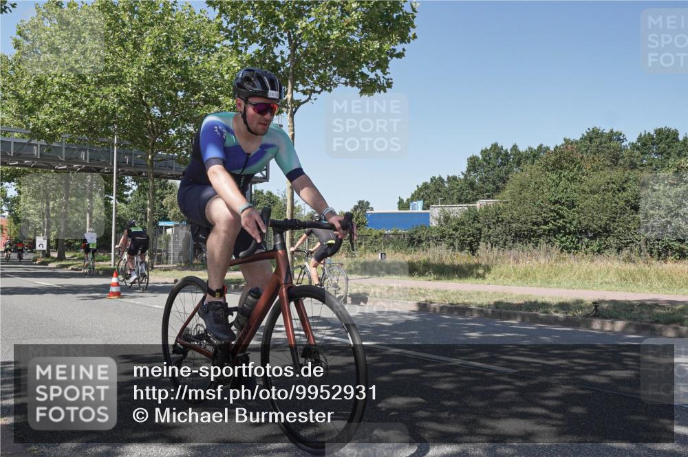 09.08.2026 - GEWOBA Citytriathlon Bremen Michael Burmester http://msf.ph/oto/9952931 09.08.2026 14:12:54 Radfahren 21, 24, 83, 134, 148, 159, 294 meine-sportfotos.de