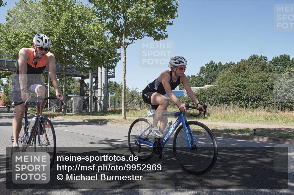09.08.2026 - GEWOBA Citytriathlon Bremen Michael Burmester http://msf.ph/oto/9952969 09.08.2026 14:13:25 Radfahren 36, 52, 74, 86, 158, 200, 254, 353 meine-sportfotos.de