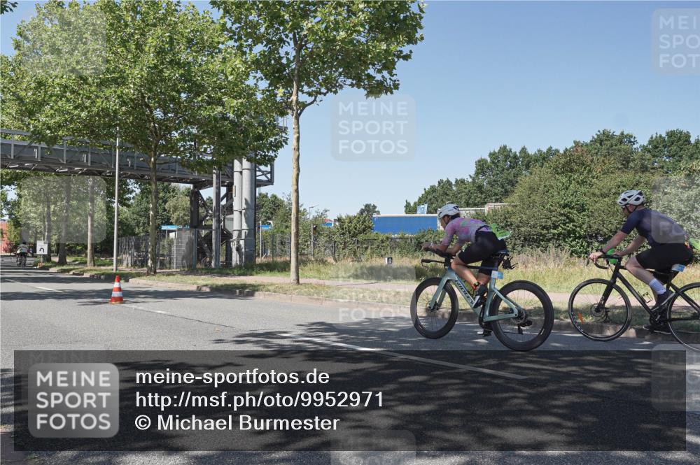 09.08.2026 - GEWOBA Citytriathlon Bremen Michael Burmester http://msf.ph/oto/9952971 09.08.2026 14:13:26 Radfahren 36, 52, 74, 86, 158, 200, 254, 353 meine-sportfotos.de
