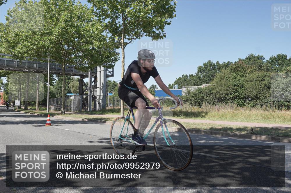 09.08.2026 - GEWOBA Citytriathlon Bremen Michael Burmester http://msf.ph/oto/9952979 09.08.2026 14:13:34 Radfahren 17, 36, 52, 74, 86, 98, 115, 152, 158, 179, 180, 200, 254, 346, 353 meine-sportfotos.de