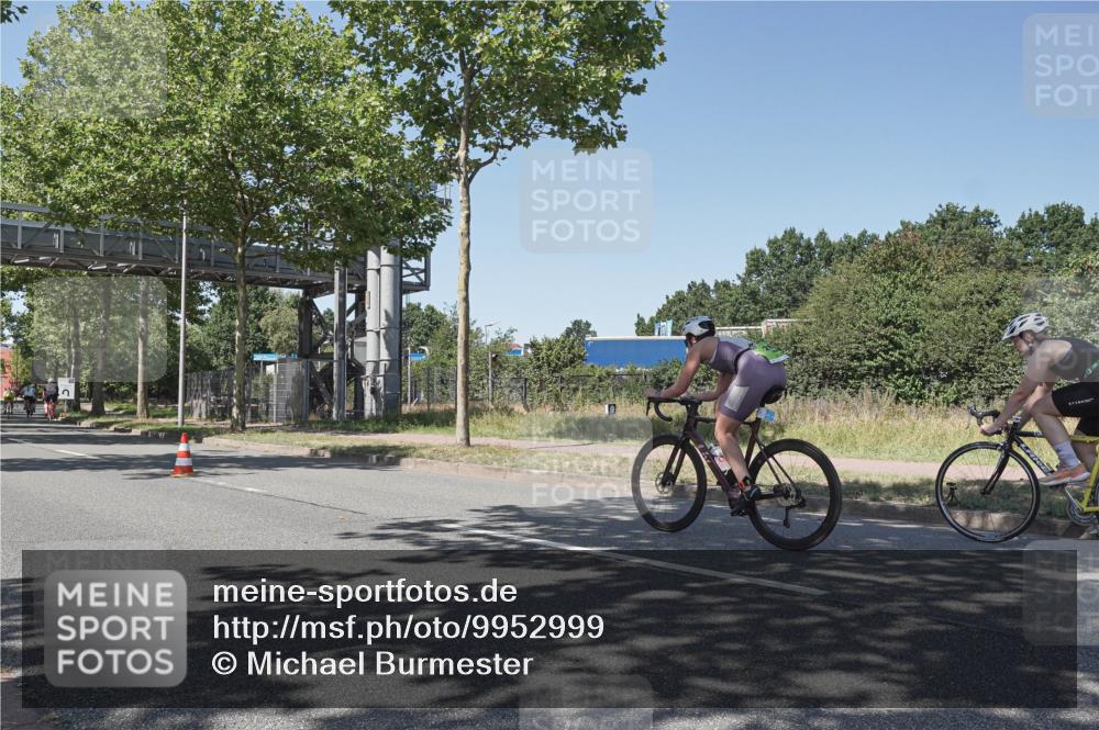 09.08.2026 - GEWOBA Citytriathlon Bremen Michael Burmester http://msf.ph/oto/9952999 09.08.2026 14:13:44 Radfahren 12, 17, 86, 95, 98, 115, 126, 152, 179, 180, 346 meine-sportfotos.de