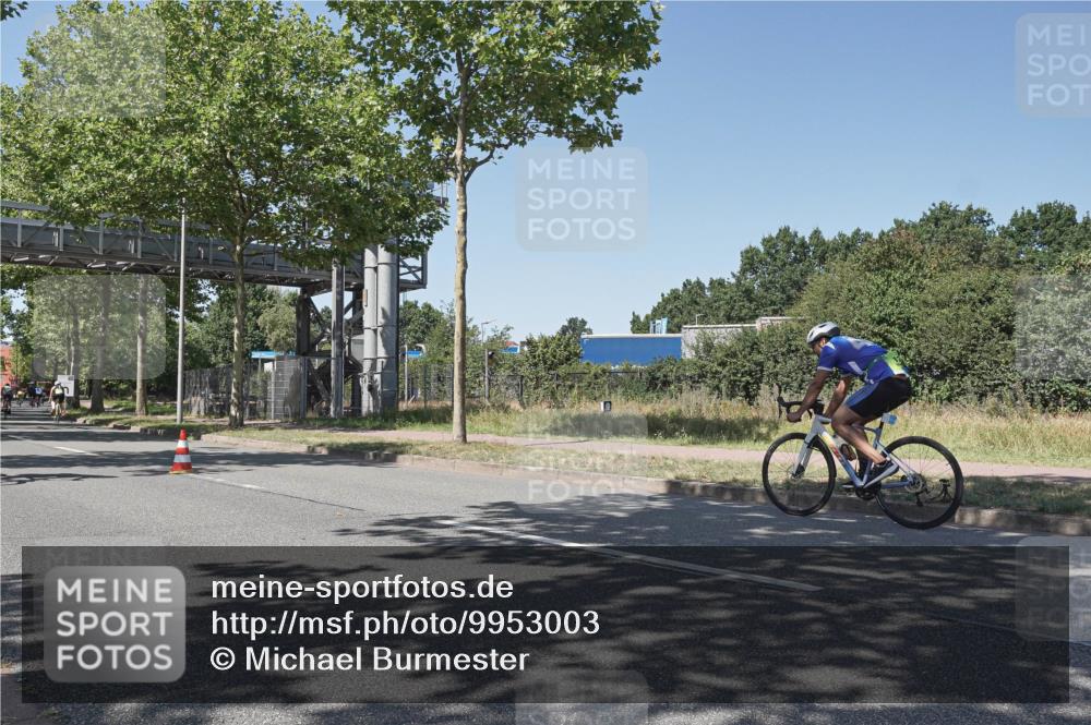 09.08.2026 - GEWOBA Citytriathlon Bremen Michael Burmester http://msf.ph/oto/9953003 09.08.2026 14:13:48 Radfahren 12, 17, 47, 95, 98, 115, 126, 130, 152, 179, 180, 346 meine-sportfotos.de