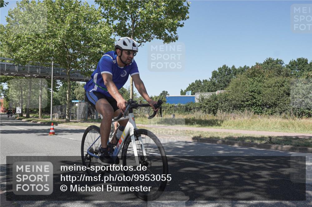 09.08.2026 - GEWOBA Citytriathlon Bremen Michael Burmester http://msf.ph/oto/9953055 09.08.2026 14:14:42 Radfahren 19, 121, 147, 265, 278, 401 meine-sportfotos.de