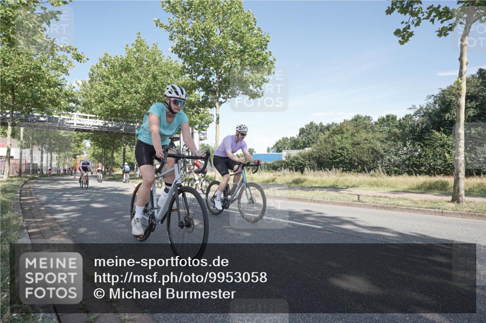 09.08.2026 - GEWOBA Citytriathlon Bremen Michael Burmester http://msf.ph/oto/9953058 09.08.2026 10:36:34 Radfahren 19, 21, 41, 135, 139, 163, 179, 191, 211, 223, 225, 233, 281, 426 meine-sportfotos.de
