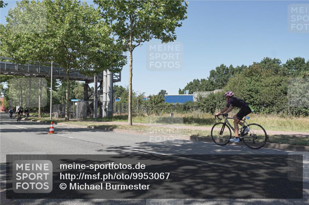 09.08.2026 - GEWOBA Citytriathlon Bremen Michael Burmester http://msf.ph/oto/9953067 09.08.2026 14:14:52 Radfahren 3, 64, 147 meine-sportfotos.de