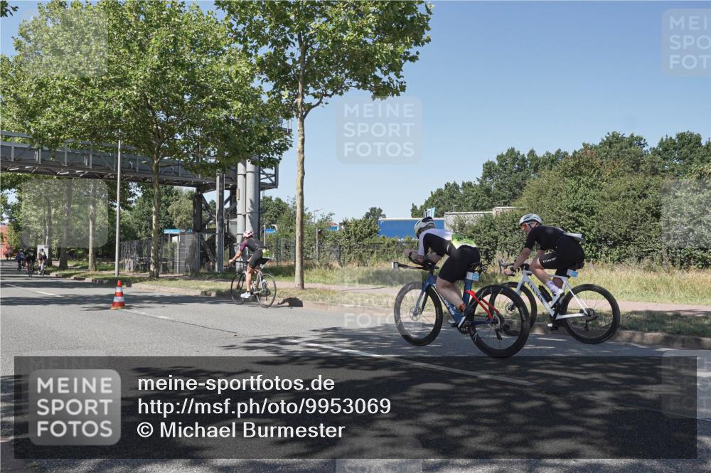 09.08.2026 - GEWOBA Citytriathlon Bremen Michael Burmester http://msf.ph/oto/9953069 09.08.2026 14:14:53 Radfahren 3, 64, 147 meine-sportfotos.de