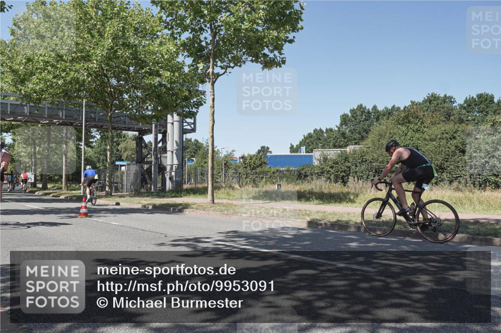 09.08.2026 - GEWOBA Citytriathlon Bremen Michael Burmester http://msf.ph/oto/9953091 09.08.2026 14:15:11 Radfahren 66, 374 meine-sportfotos.de