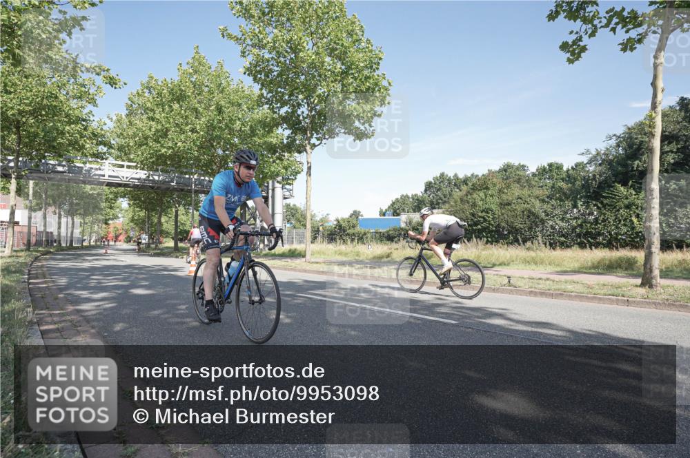 09.08.2026 - GEWOBA Citytriathlon Bremen Michael Burmester http://msf.ph/oto/9953098 09.08.2026 10:37:06 Radfahren 13, 31, 33, 55, 85, 111, 113, 155, 205, 451 meine-sportfotos.de