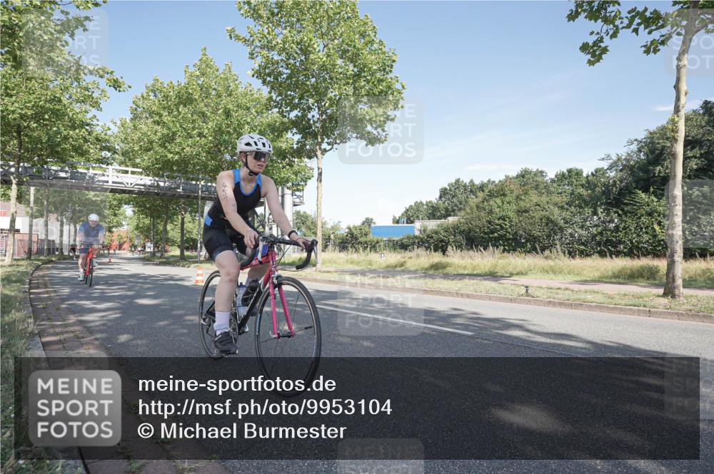 09.08.2026 - GEWOBA Citytriathlon Bremen Michael Burmester http://msf.ph/oto/9953104 09.08.2026 10:37:16 Radfahren 53, 55, 61, 113, 155, 287, 451, 459 meine-sportfotos.de
