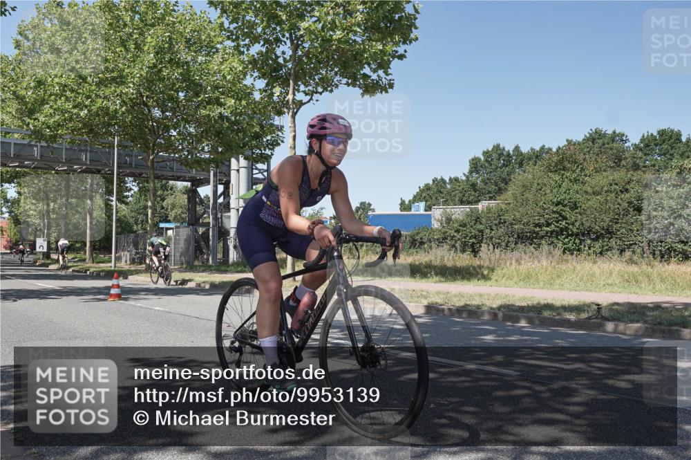09.08.2026 - GEWOBA Citytriathlon Bremen Michael Burmester http://msf.ph/oto/9953139 09.08.2026 14:15:51 Radfahren 14, 37, 43, 89, 133, 163, 218, 257, 263, 285, 291, 308 meine-sportfotos.de