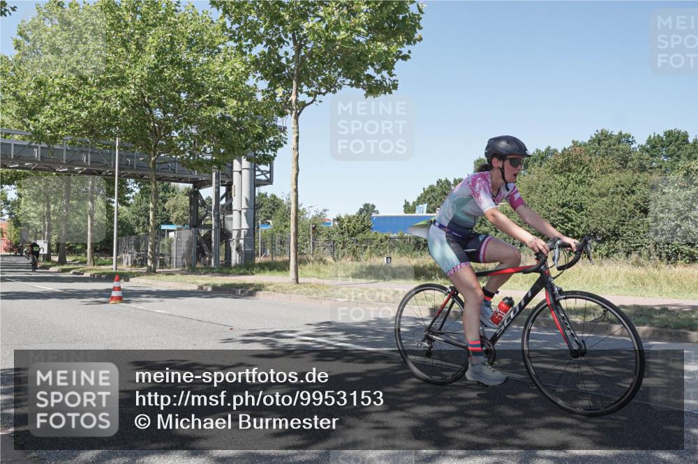 09.08.2026 - GEWOBA Citytriathlon Bremen Michael Burmester http://msf.ph/oto/9953153 09.08.2026 14:15:59 Radfahren 14, 37, 43, 89, 133, 163, 172, 182, 232, 291, 308, 329 meine-sportfotos.de