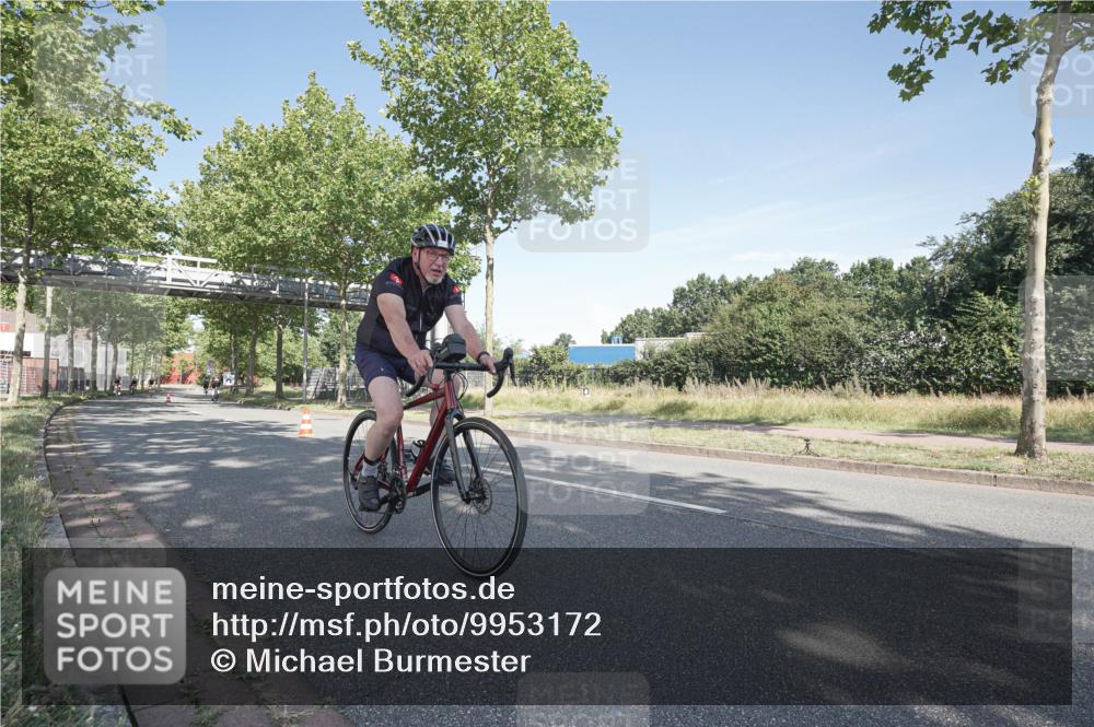 09.08.2026 - GEWOBA Citytriathlon Bremen Michael Burmester http://msf.ph/oto/9953172 09.08.2026 10:38:31 Radfahren 49, 127, 171, 183, 409, 424, 425, 435 meine-sportfotos.de