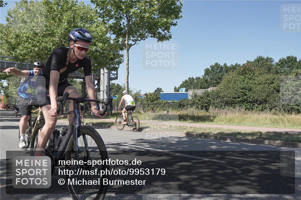 09.08.2026 - GEWOBA Citytriathlon Bremen Michael Burmester http://msf.ph/oto/9953179 09.08.2026 14:16:23 Radfahren 20, 39, 58, 203, 217, 220, 271, 284, 345, 351 meine-sportfotos.de