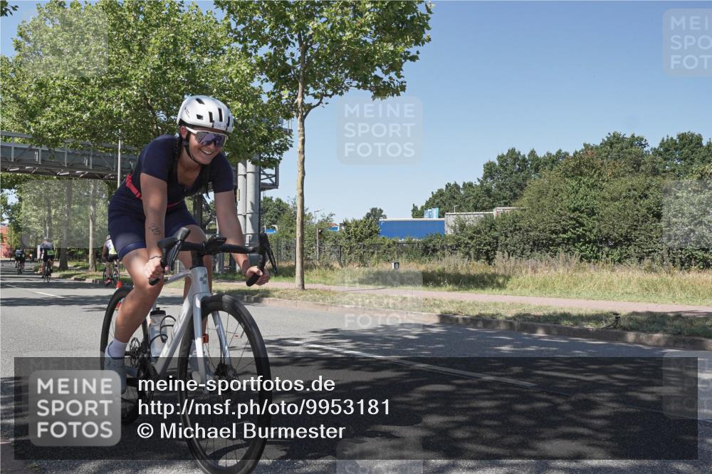 09.08.2026 - GEWOBA Citytriathlon Bremen Michael Burmester http://msf.ph/oto/9953181 09.08.2026 14:16:25 Radfahren 20, 58, 132, 203, 217, 220, 271, 284, 345, 351 meine-sportfotos.de