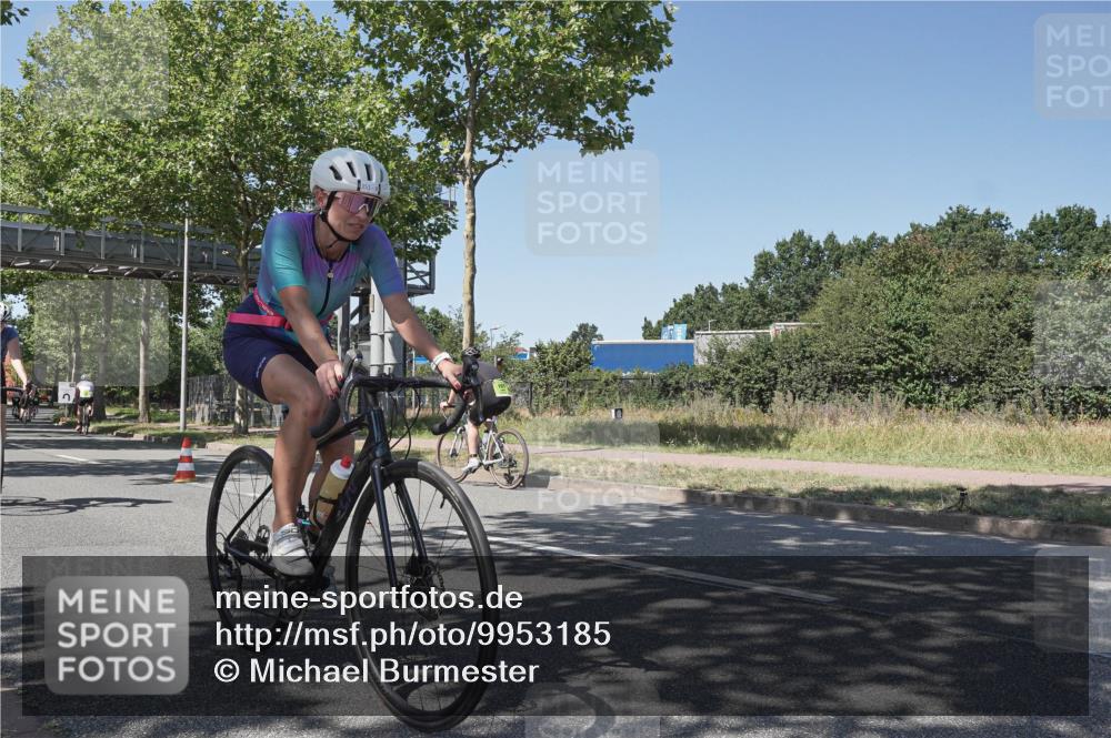 09.08.2026 - GEWOBA Citytriathlon Bremen Michael Burmester http://msf.ph/oto/9953185 09.08.2026 14:16:26 Radfahren 20, 58, 132, 203, 217, 220, 240, 271, 284, 345, 351 meine-sportfotos.de