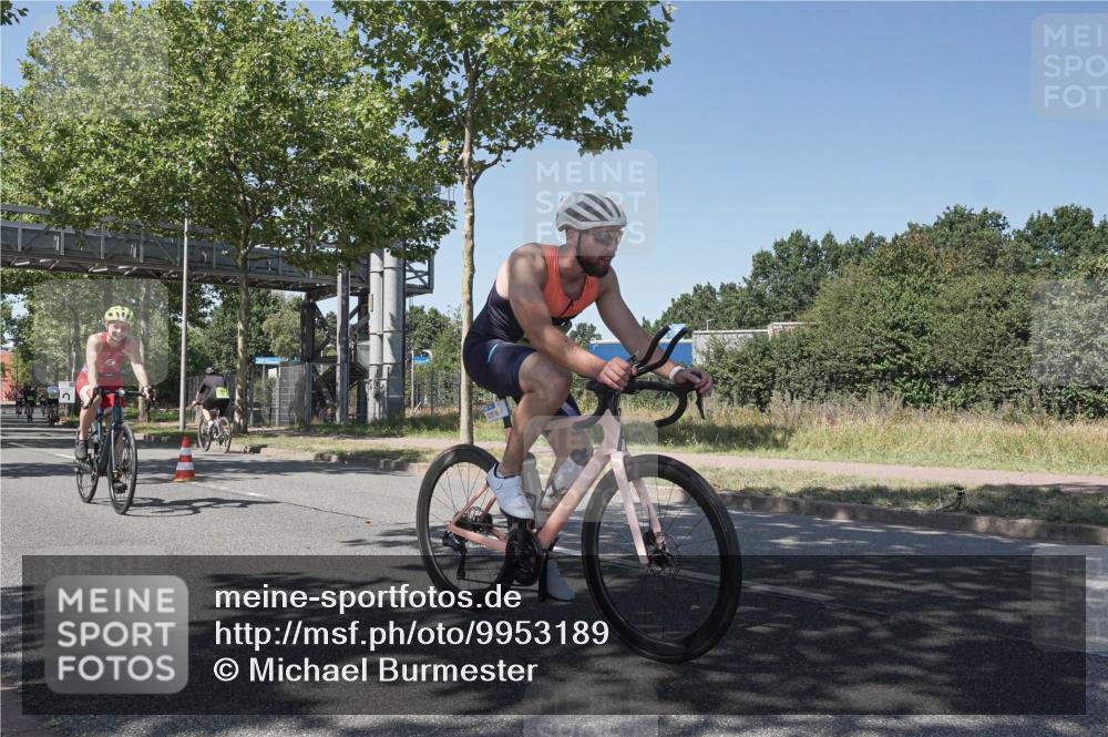 09.08.2026 - GEWOBA Citytriathlon Bremen Michael Burmester http://msf.ph/oto/9953189 09.08.2026 14:16:27 Radfahren 20, 58, 132, 203, 217, 220, 240, 271, 284, 345, 351, 360 meine-sportfotos.de