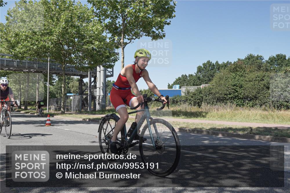 09.08.2026 - GEWOBA Citytriathlon Bremen Michael Burmester http://msf.ph/oto/9953191 09.08.2026 14:16:28 Radfahren 20, 58, 132, 203, 217, 220, 240, 271, 284, 345, 351, 360 meine-sportfotos.de