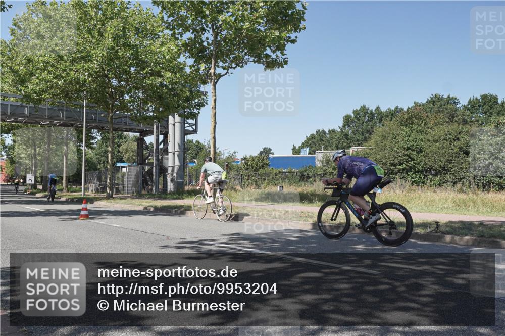 09.08.2026 - GEWOBA Citytriathlon Bremen Michael Burmester http://msf.ph/oto/9953204 09.08.2026 14:16:37 Radfahren 58, 132, 192, 203, 240, 271, 284, 325, 360 meine-sportfotos.de
