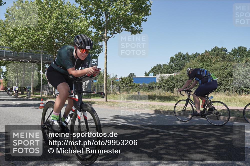 09.08.2026 - GEWOBA Citytriathlon Bremen Michael Burmester http://msf.ph/oto/9953206 09.08.2026 14:16:40 Radfahren 132, 192, 203, 240, 325, 334, 360 meine-sportfotos.de