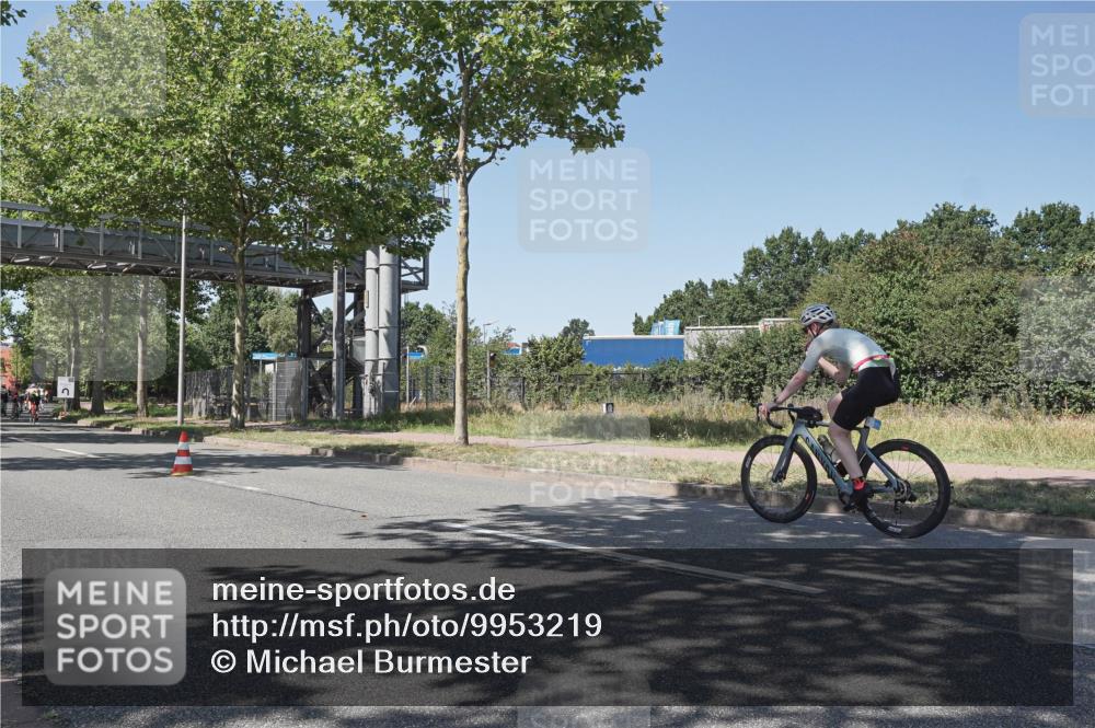09.08.2026 - GEWOBA Citytriathlon Bremen Michael Burmester http://msf.ph/oto/9953219 09.08.2026 14:16:46 Radfahren 192, 236, 240, 286, 325, 334, 339, 360 meine-sportfotos.de