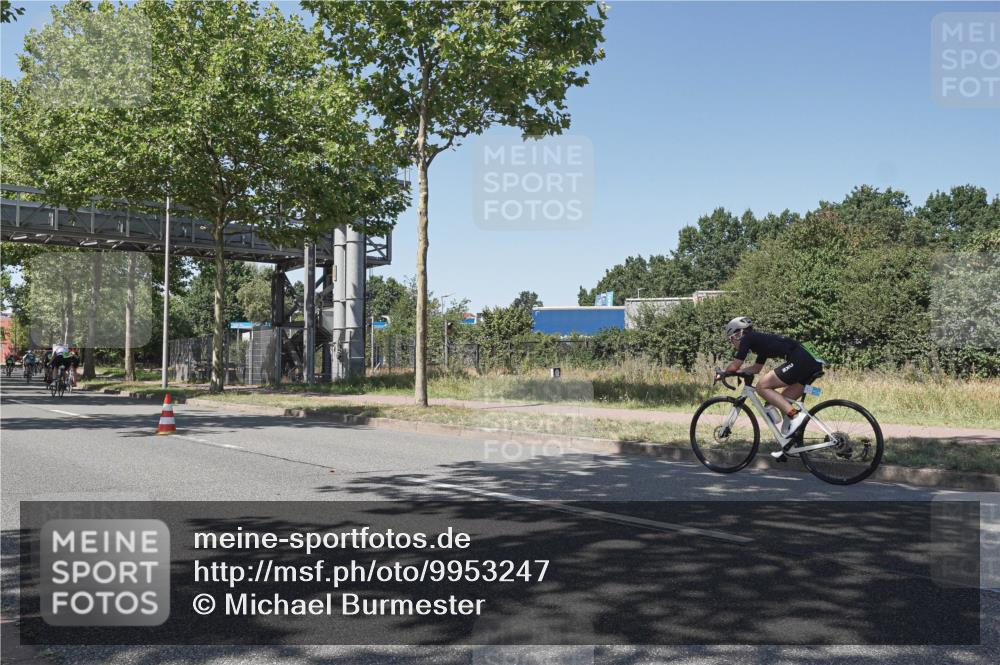 09.08.2026 - GEWOBA Citytriathlon Bremen Michael Burmester http://msf.ph/oto/9953247 09.08.2026 14:17:04 Radfahren 106, 211, 286, 339, 395, 396 meine-sportfotos.de