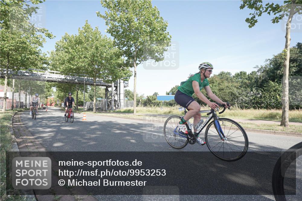 09.08.2026 - GEWOBA Citytriathlon Bremen Michael Burmester http://msf.ph/oto/9953253 09.08.2026 10:40:15 Radfahren 5, 77, 101, 115, 165, 203, 485 meine-sportfotos.de